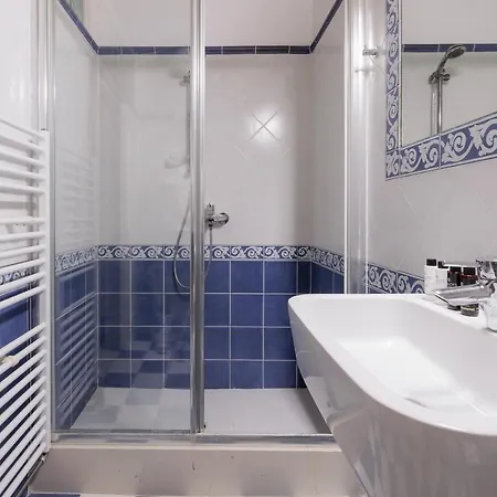 Country Attic דירה *