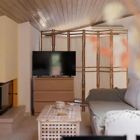 Country Attic * Ποταμός